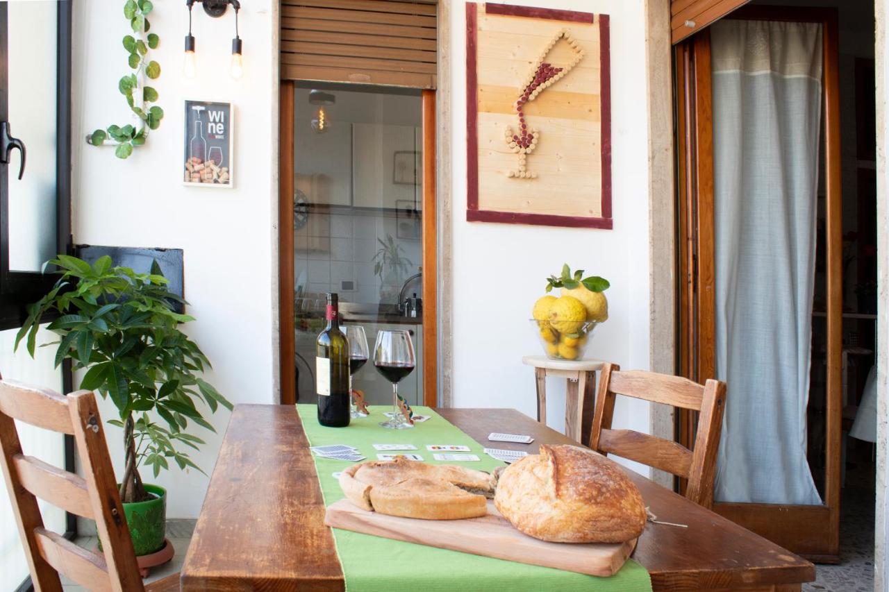 Appartement Casa Derosa In Sorrento Centro Extérieur photo